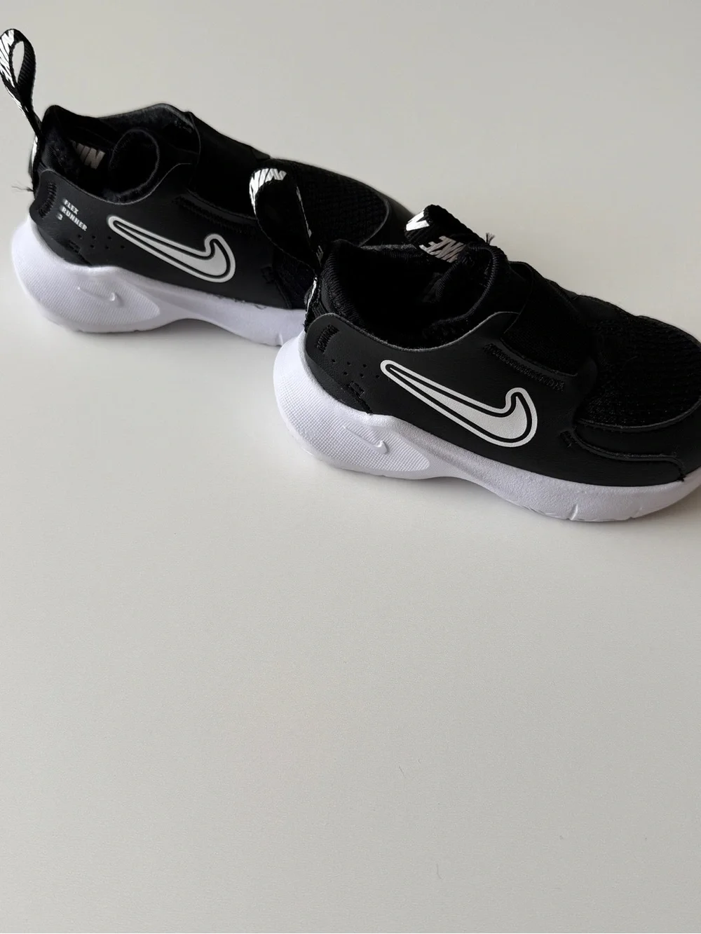 Nike Flex Runner 3 Black and White Slip-On Infant Toddler Sneakers - size 5C